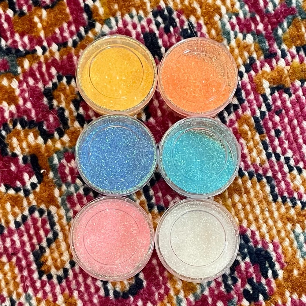 New Eyeshadow or Nails Shimmer Sparkle Set of 6!